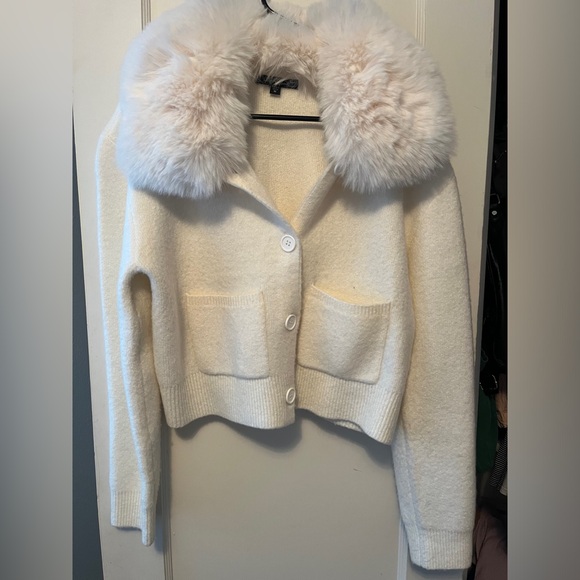 Fur lined sweater - Picture 1 of 3